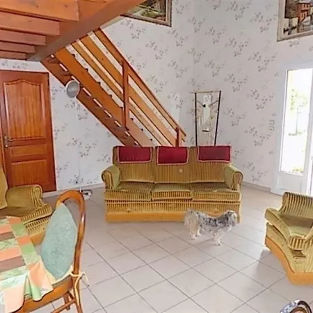 House Agreable Maison Individuelle Tout A Pied Saint Palais *