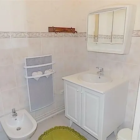 House Agreable Maison Individuelle Tout A Pied Saint Palais *